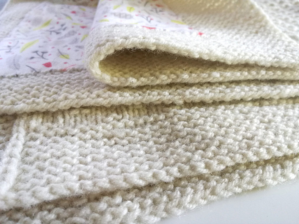 couverture naissance 9 mois tricoter indispensables bébé lili comme tout